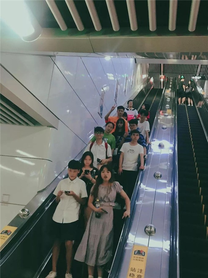 d.jpg
